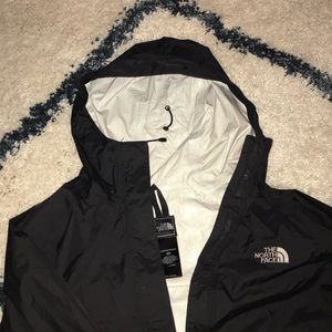 Black Northface windbreaker